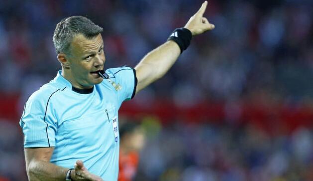 意大利转会专家、FIFA经纪人达里奥-卡诺维认为，奥斯梅恩会在明年6月转会离队。